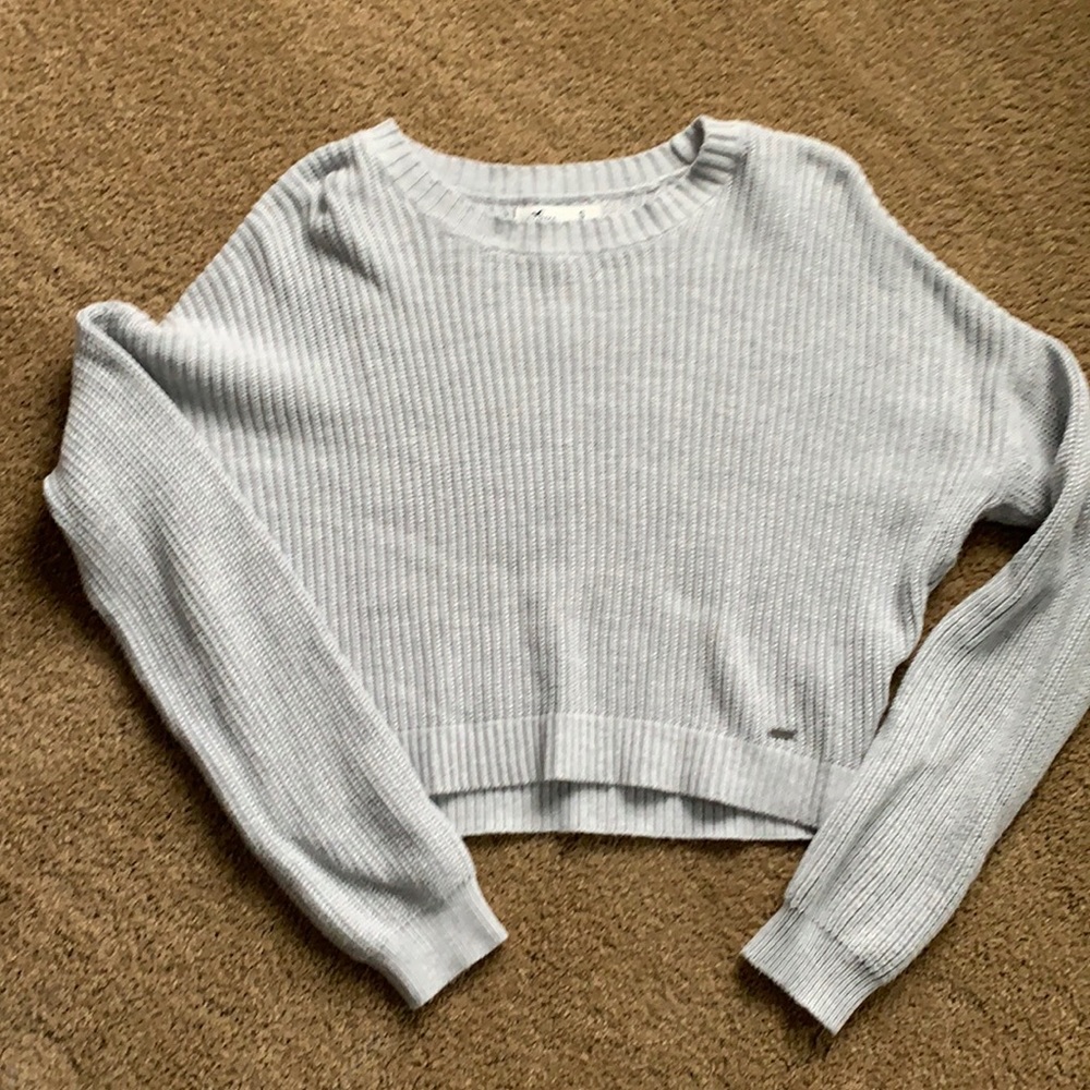 Hollister sweater